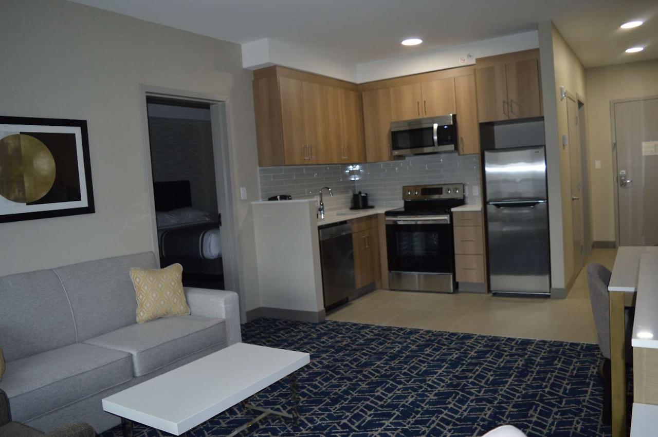 Best Western Premier Route 97 Vernon Exterior foto